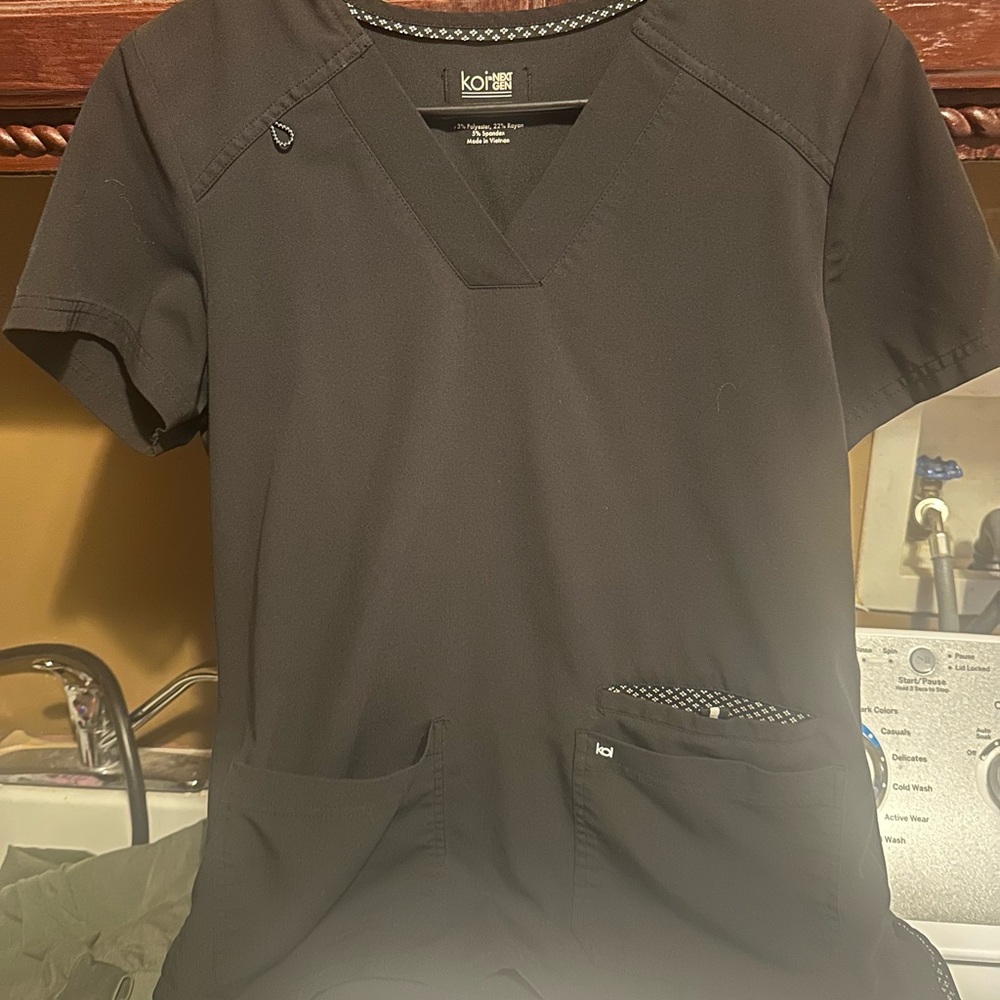 Koi Black Scrub Top